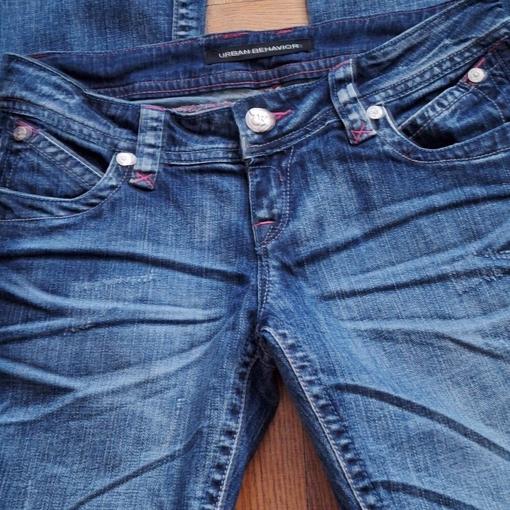 7- Urban Behavior- Brand New